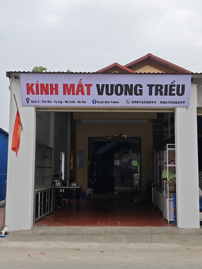 Kính mắt Vương Triều