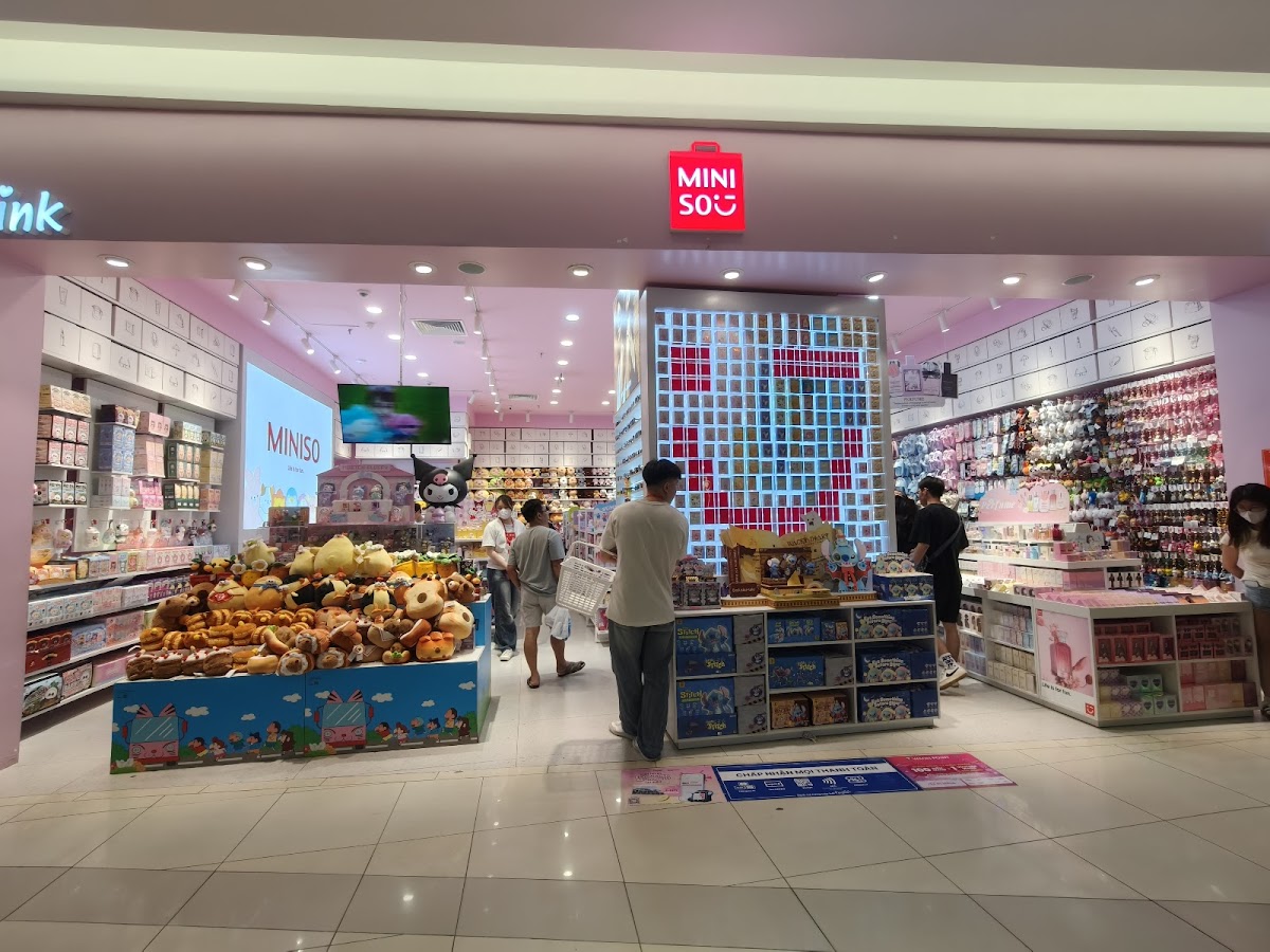 Miniso Aeon Mall Long Biên