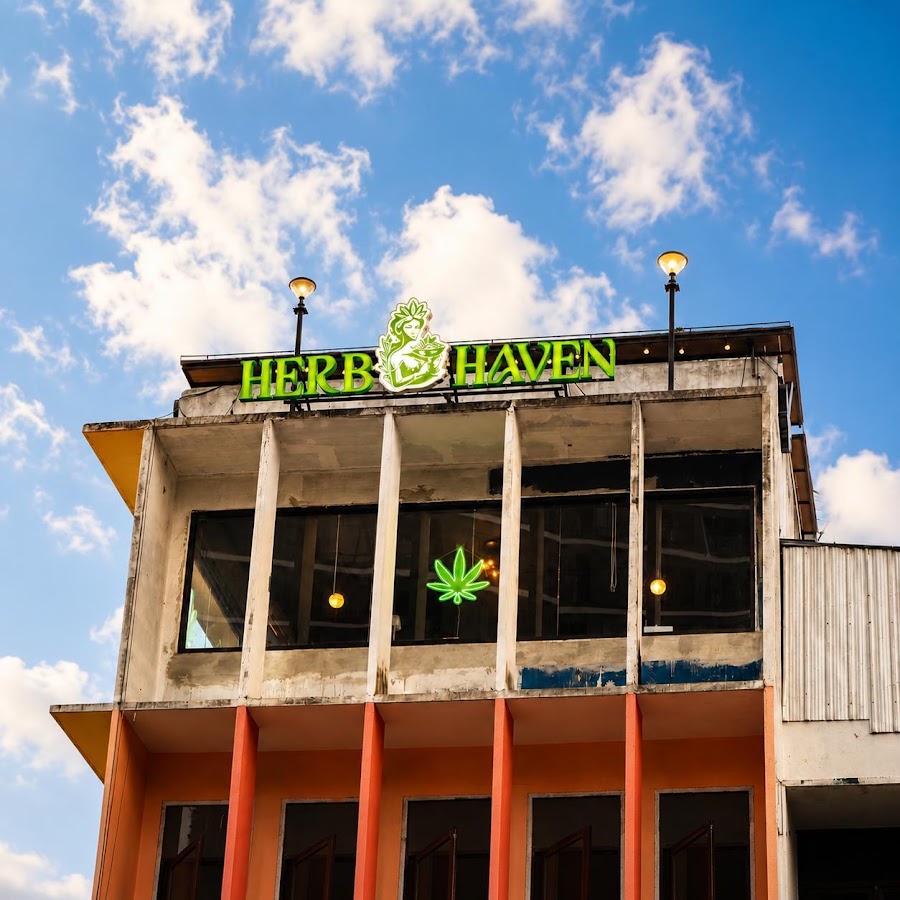 Herb Haven Ratchaprarop Rooftop Bar & Lounge Cannabis Dispensary