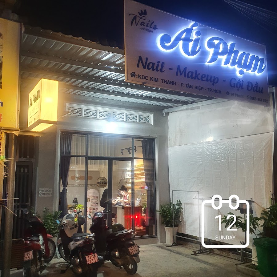 Ái Phạm Nail, Makeup, Gội