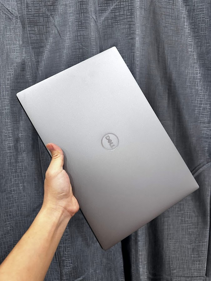 Laptop Hoàng Nam