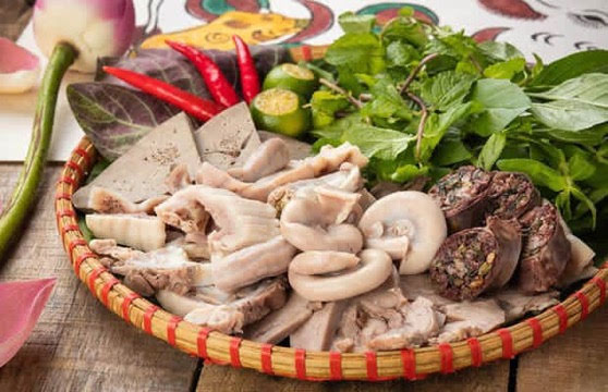 Tạp hóa Đua Bình