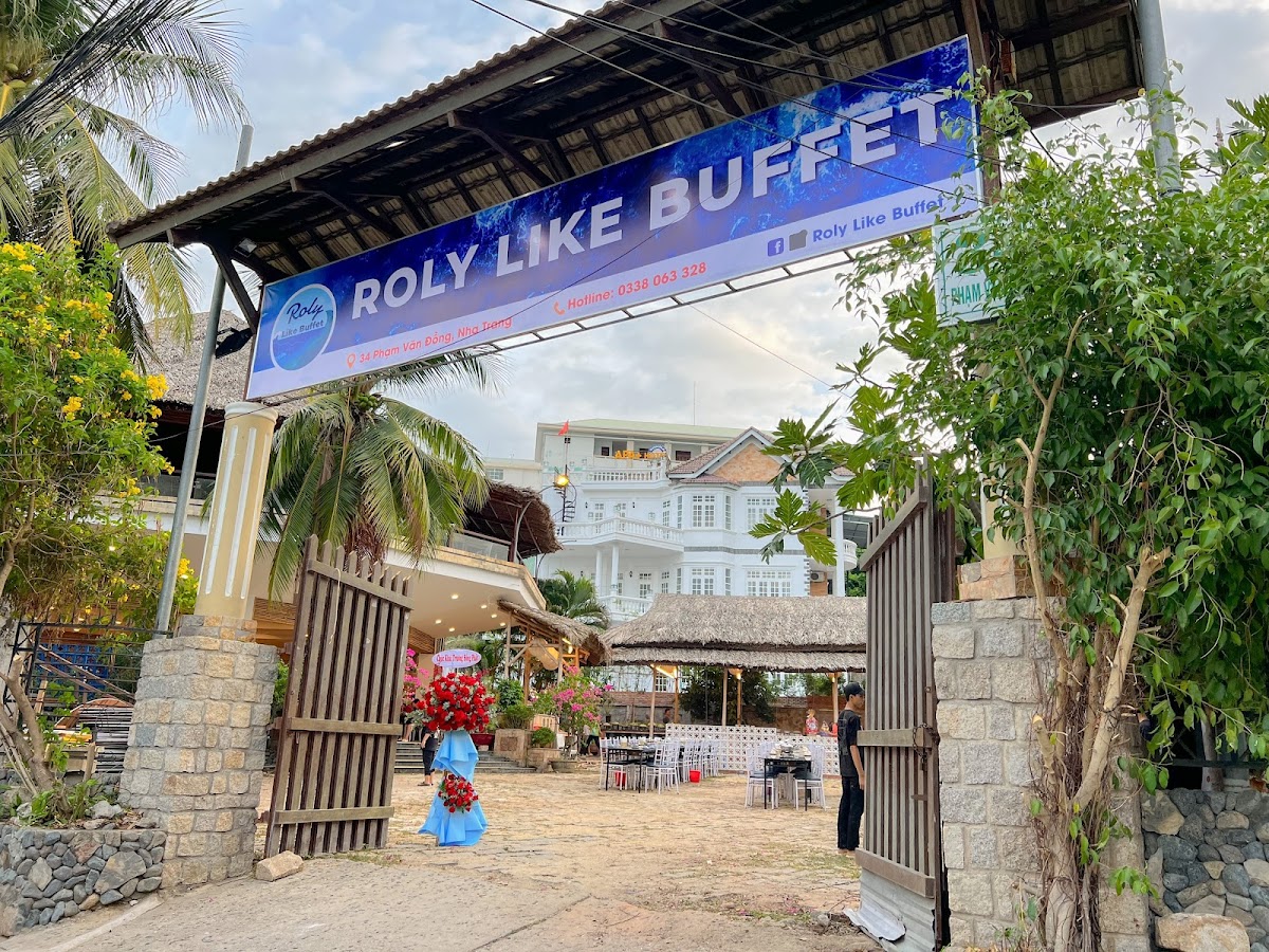 Roly Buffet - 34 Phạm Văn Đồng