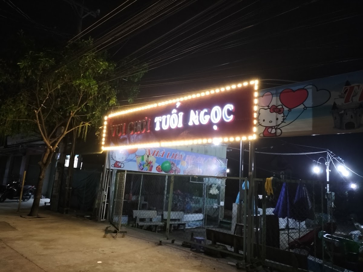 Khu vui chơi Tuổi Ngọc