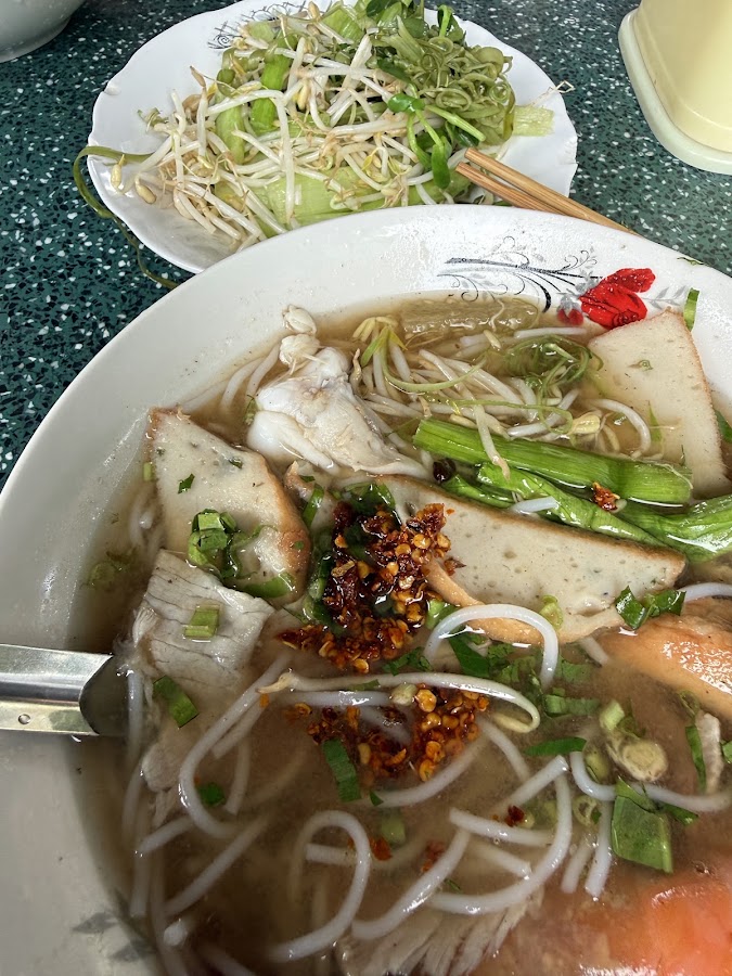 Quán bún mắm (lẩu mắm) Xóm Cống
