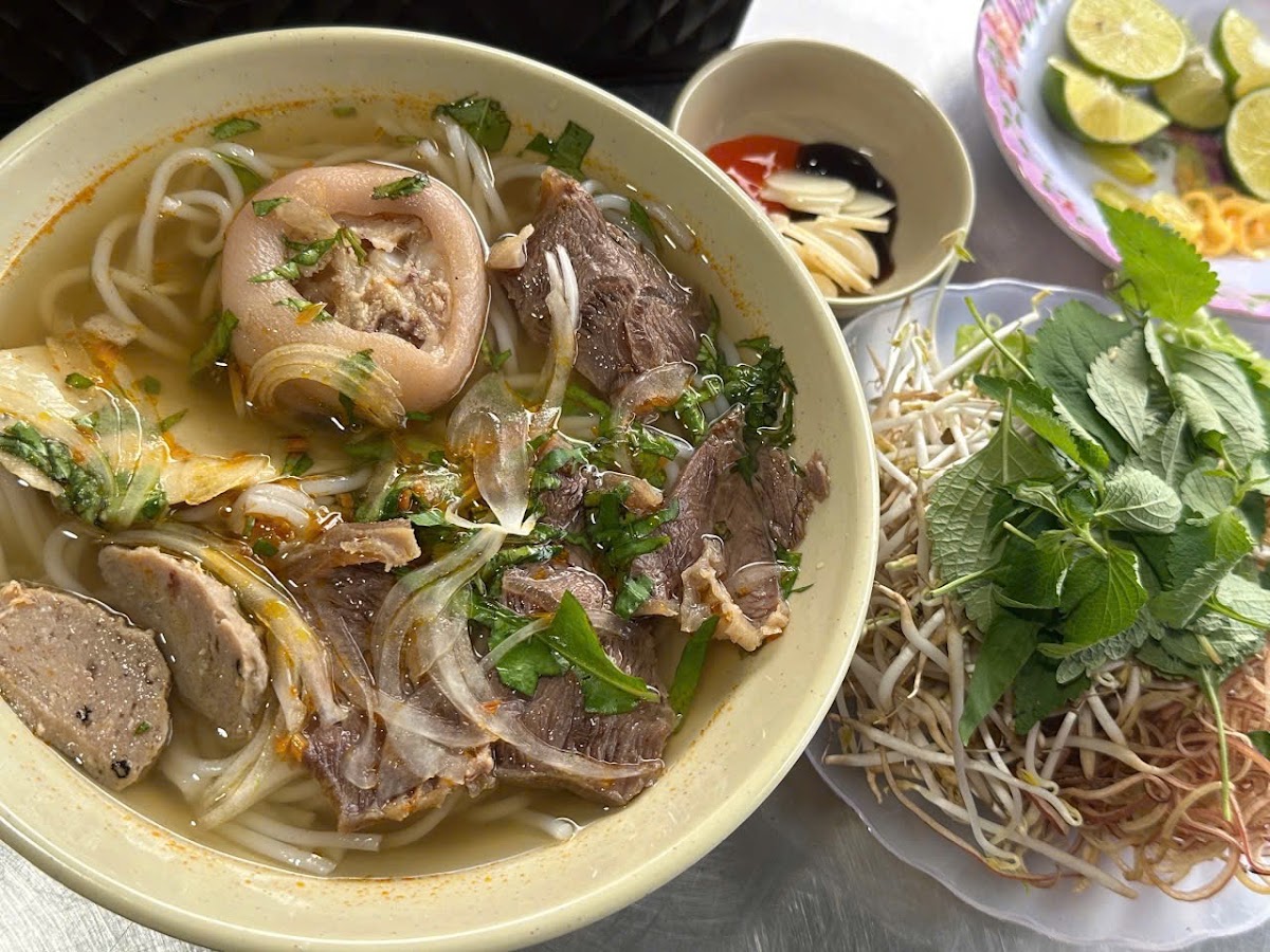 Bún Bò Huế ALU 35k
