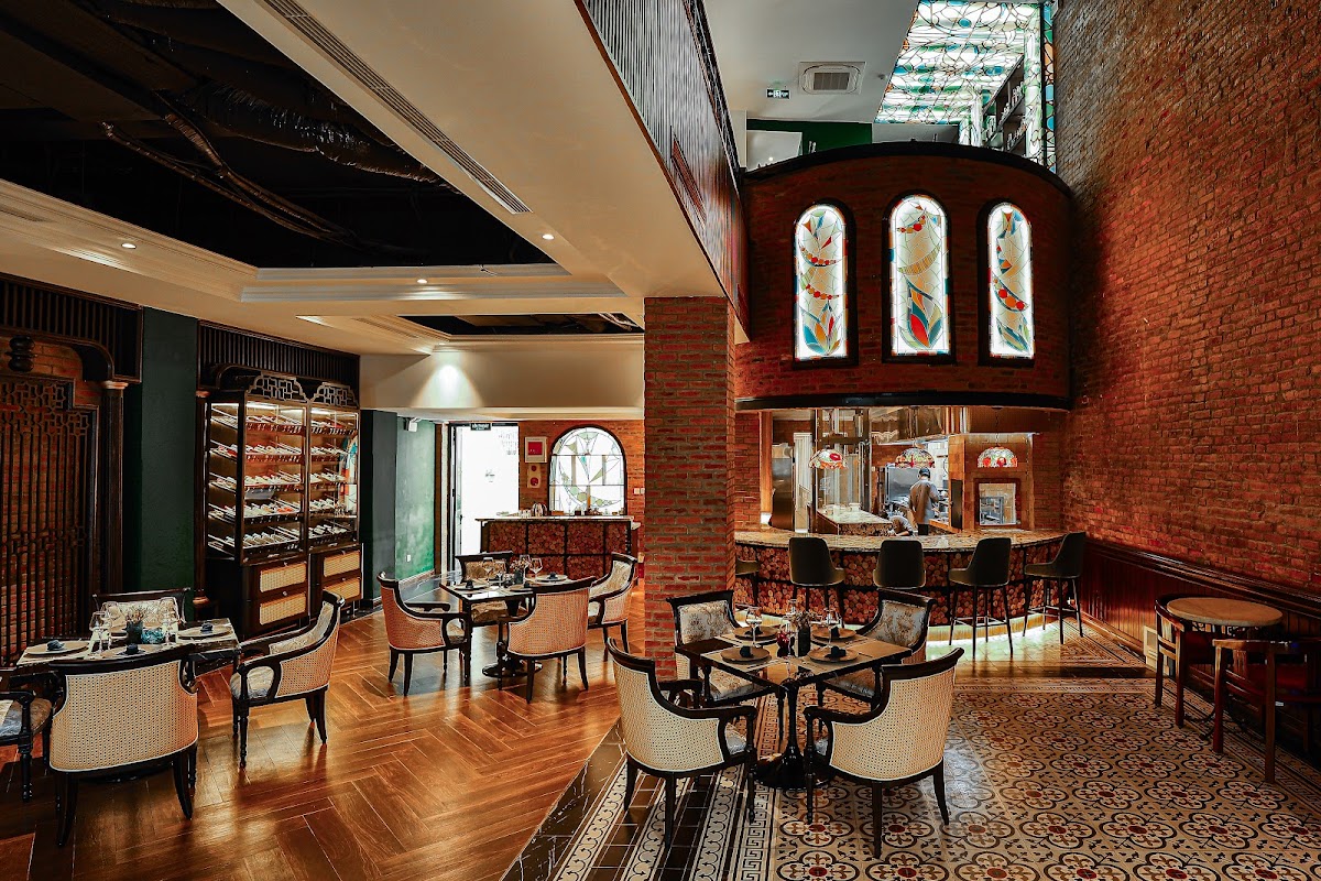 Moca Dining