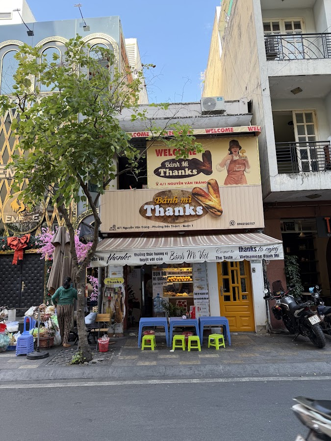 Bánh mỳ Thanks