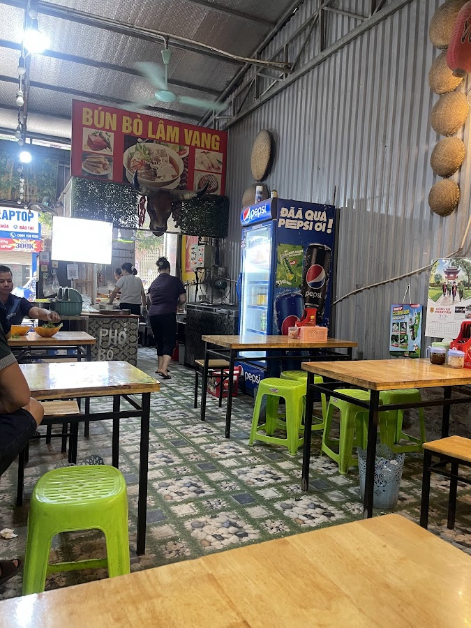Bún Bò Huế Lâm Vang