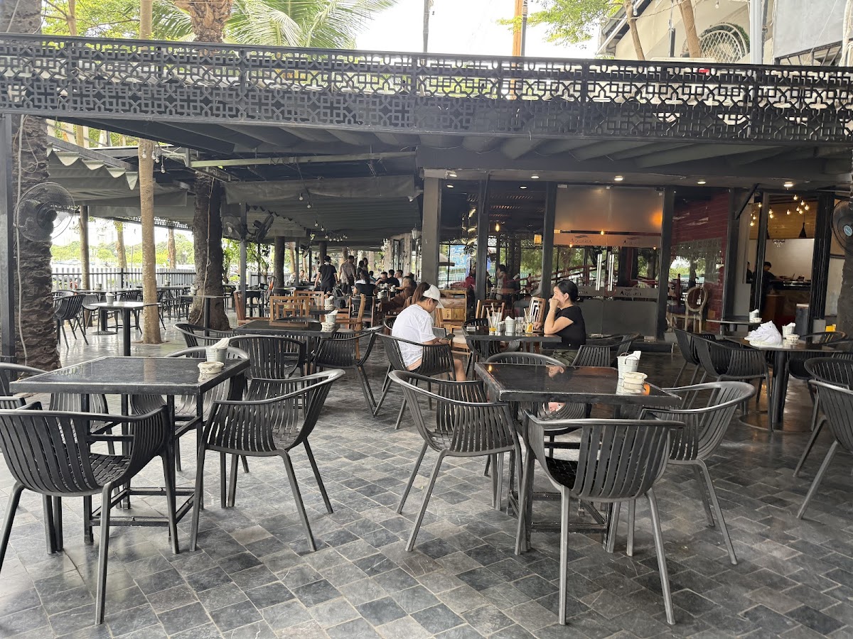 Aquaria Restaurant