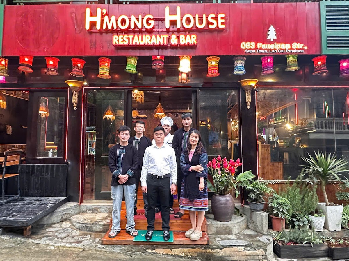 H'MONG HOUSE RESTAURANT & BAR