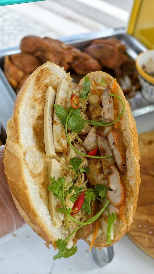 Quán Nhà Chang (Xôi, Bún, Bánh Mì)