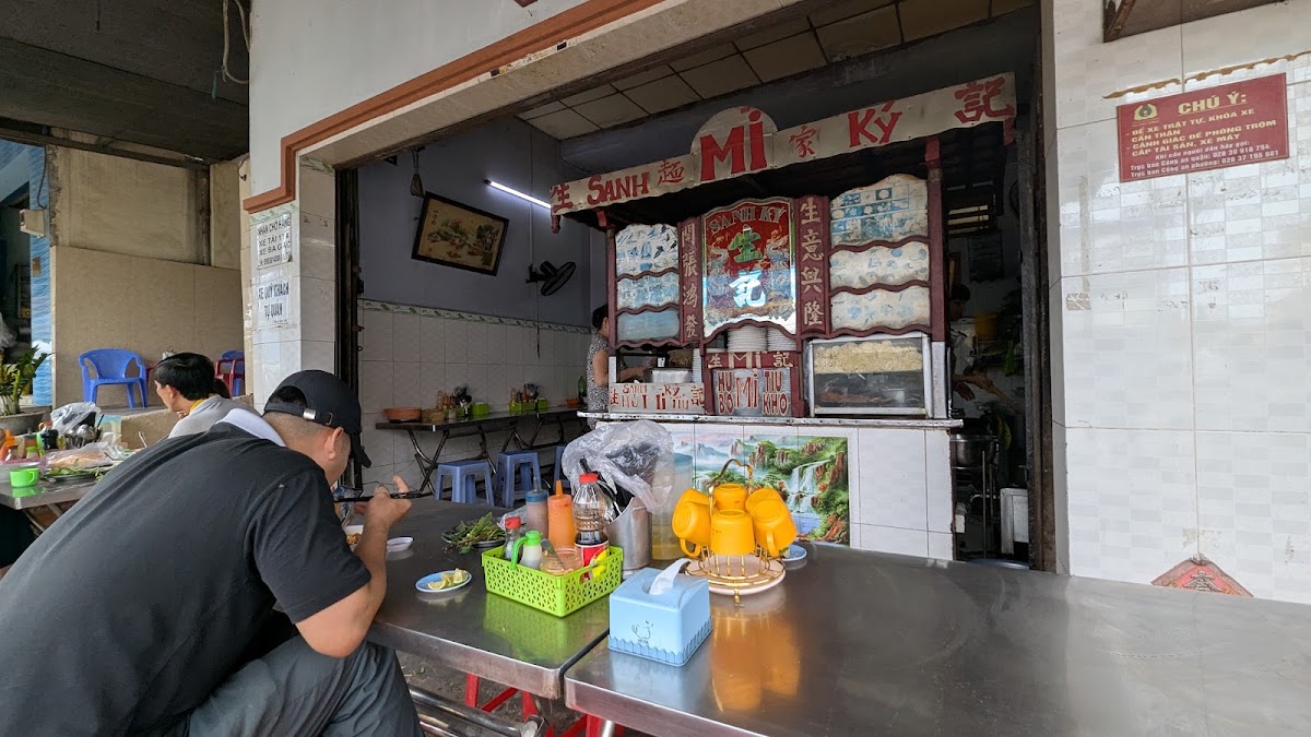 Hủ Tiếu Mì Sanh Ký (Bán Trên 40 Năm)