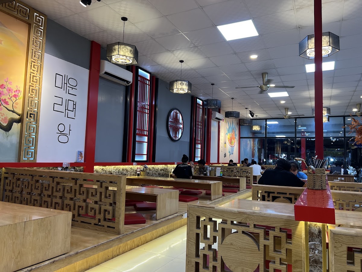 Mì cay Seoul Long Hậu
