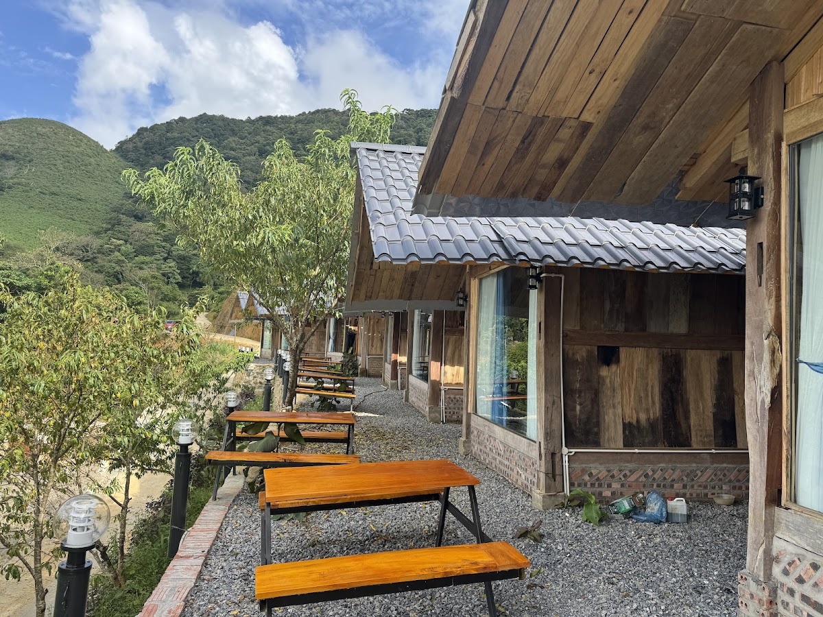 Homestay Nhà Dà Tà Xùa