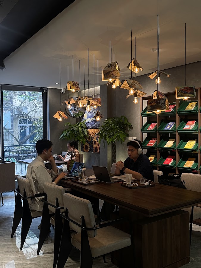 Là Lá Coffee - Trần Phú