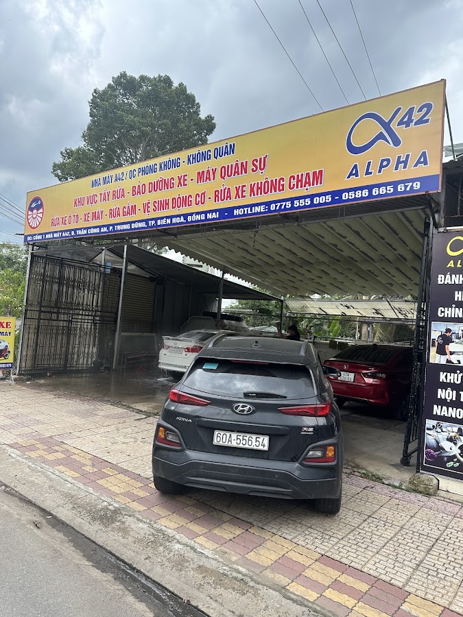 Tiệm rửa xe Alpha 42 Auto