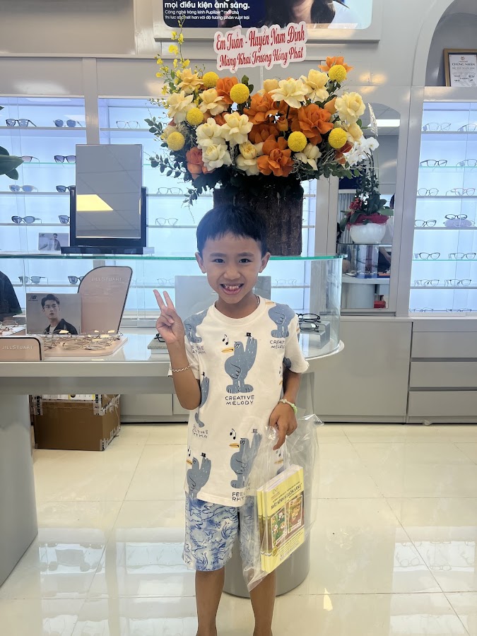 Mắt Kính Nguồn Sáng Chi Nhánh Tân Phong