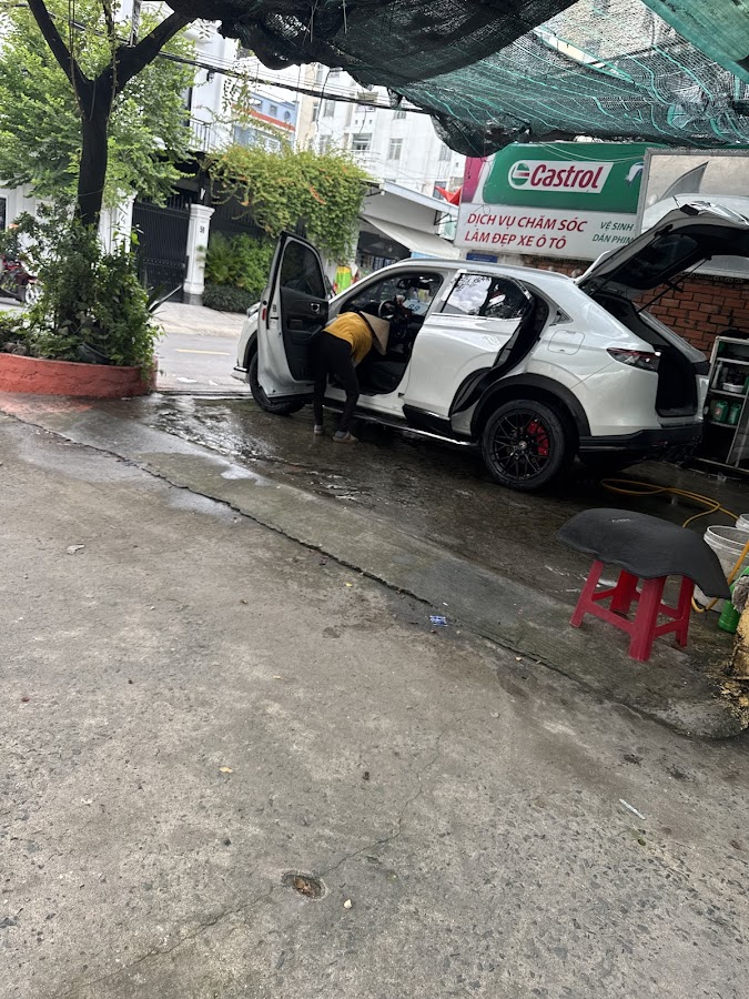 BÃI XE - RỬA XE 18