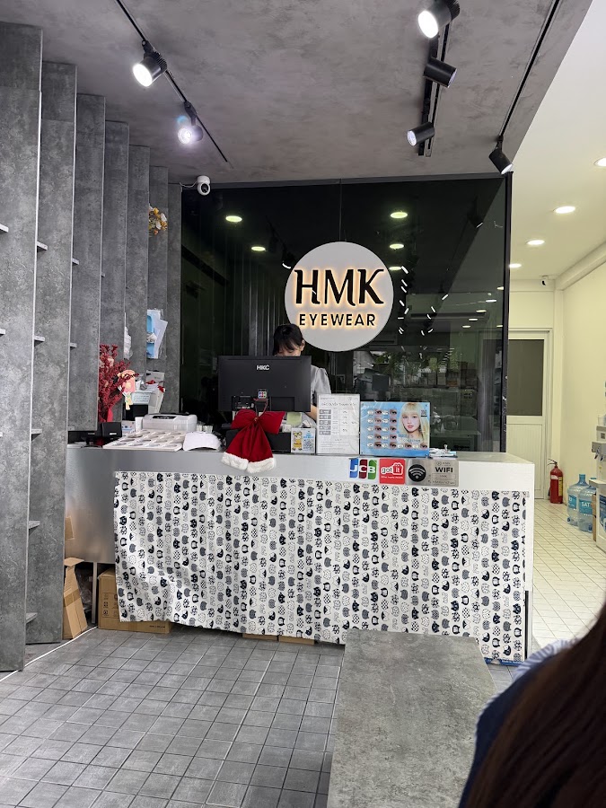 Mắt kính HMK - Phạm Hùng