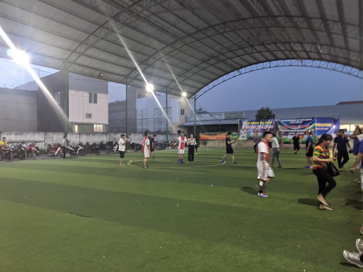Sân Bóng Mini Hoa Lư