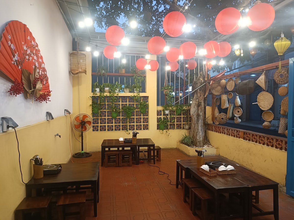 LẨU BA GANG