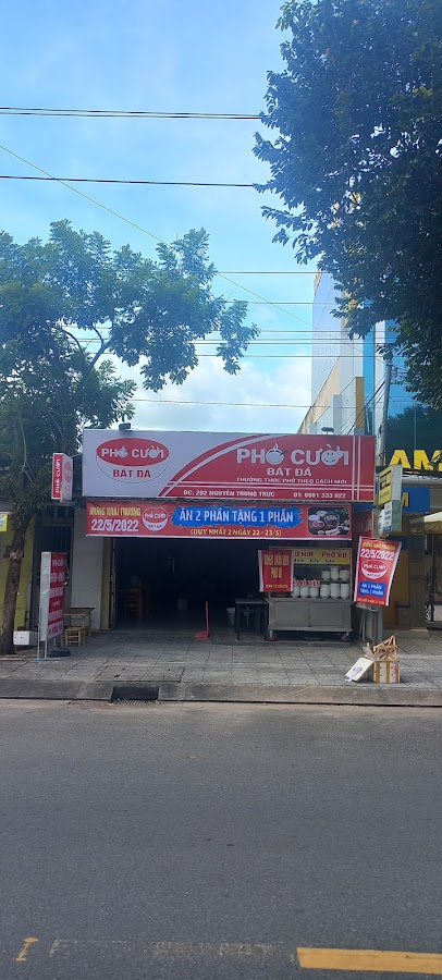 PHỞ CƯỜI BÁT ĐÁ