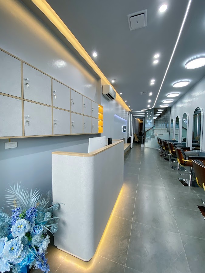 V hair studio
