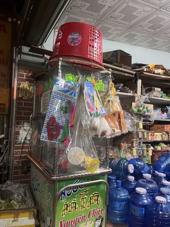 Tạp Hóa Cô Quế