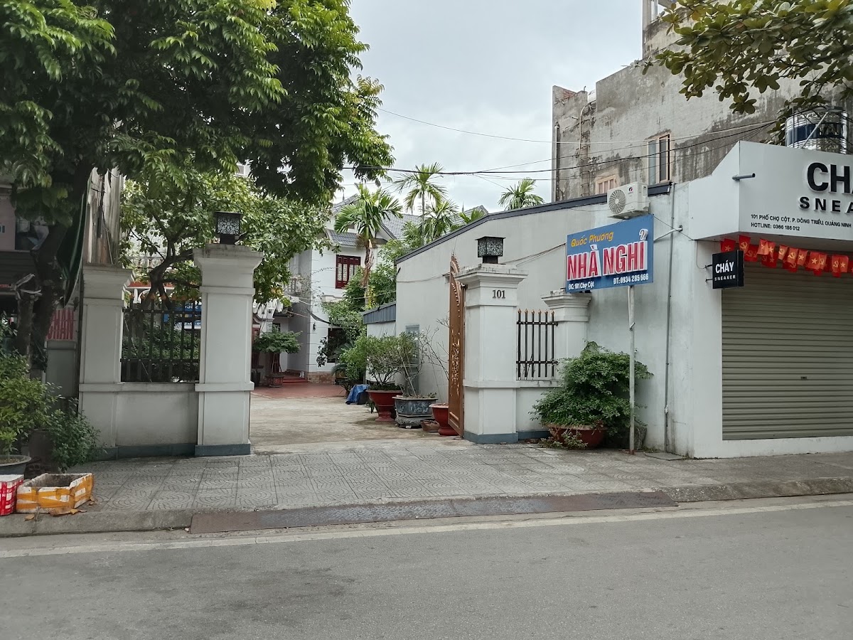 Nhà Nghỉ Quốc Phương
