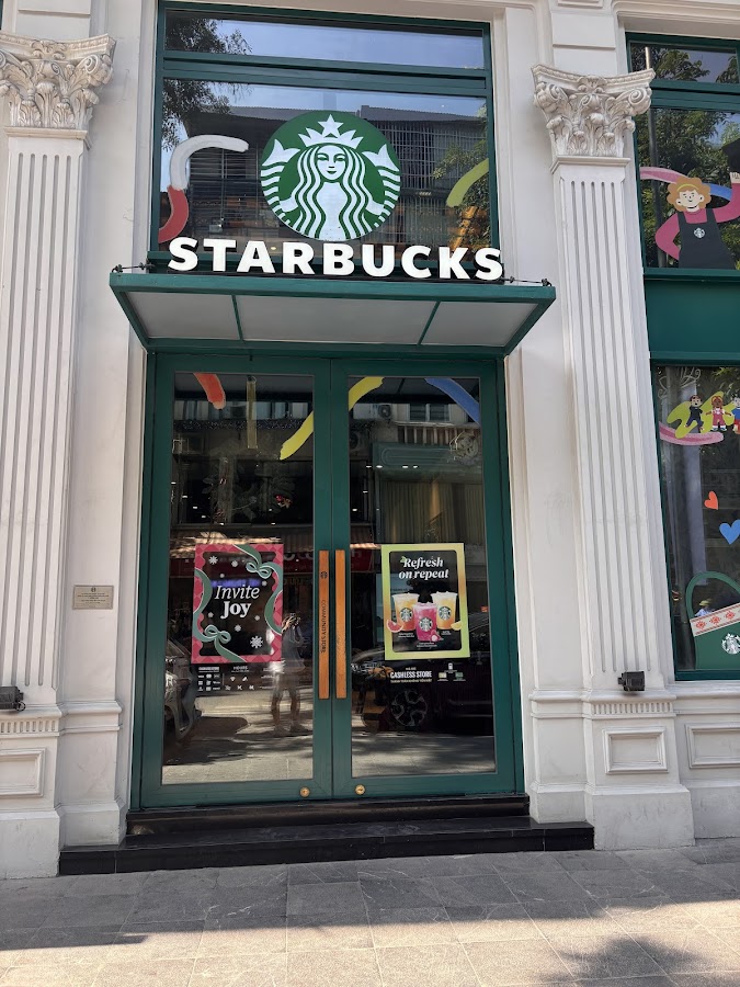 Starbucks – Nguyen Huu Huan