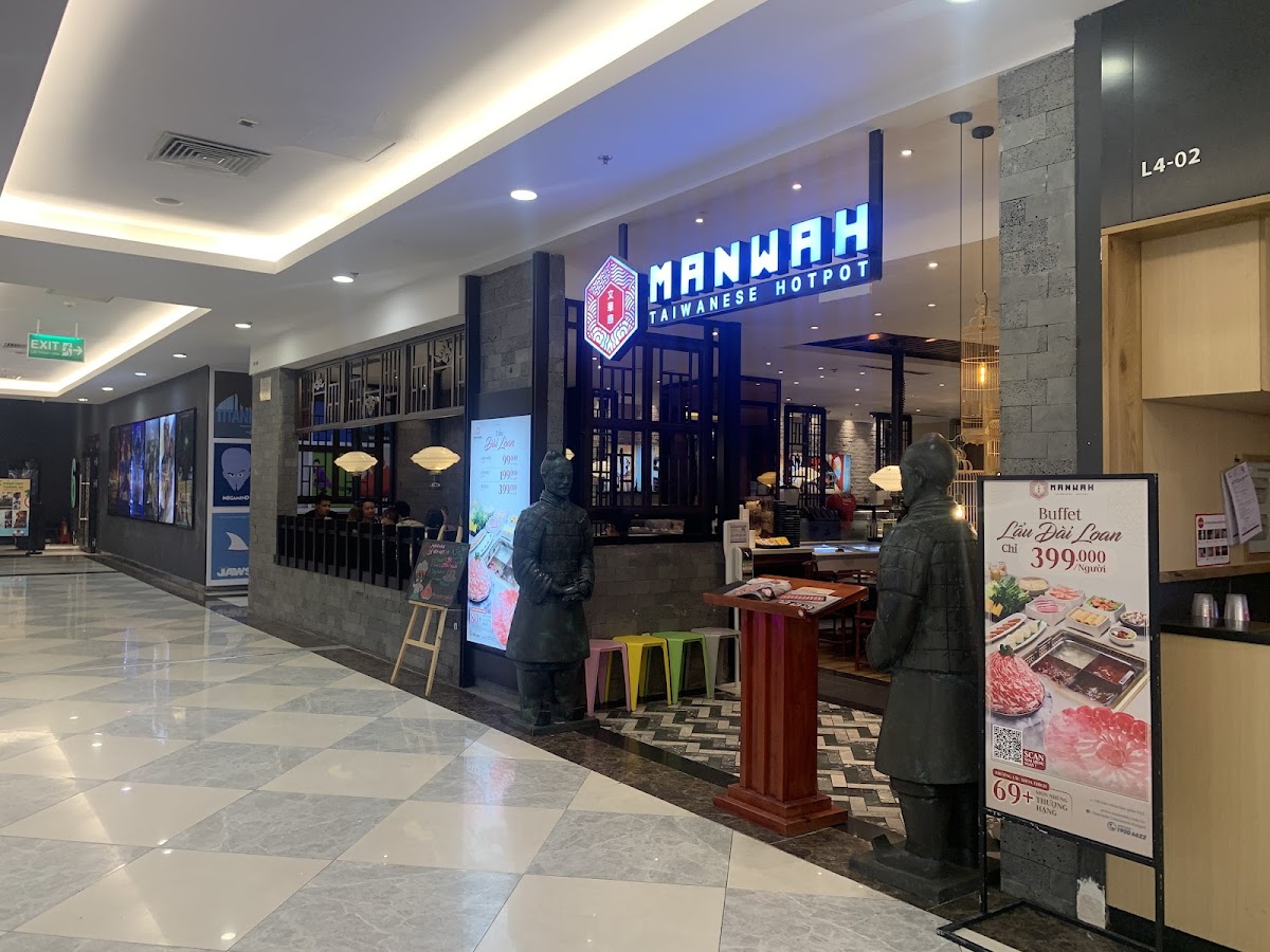 Manwah Taiwanese Hotpot Lê Văn Việt