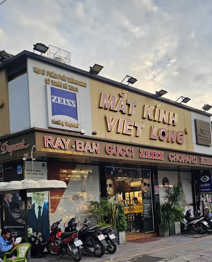 Mắt Kính Việt Long - Chuyên Gia Kính Cận