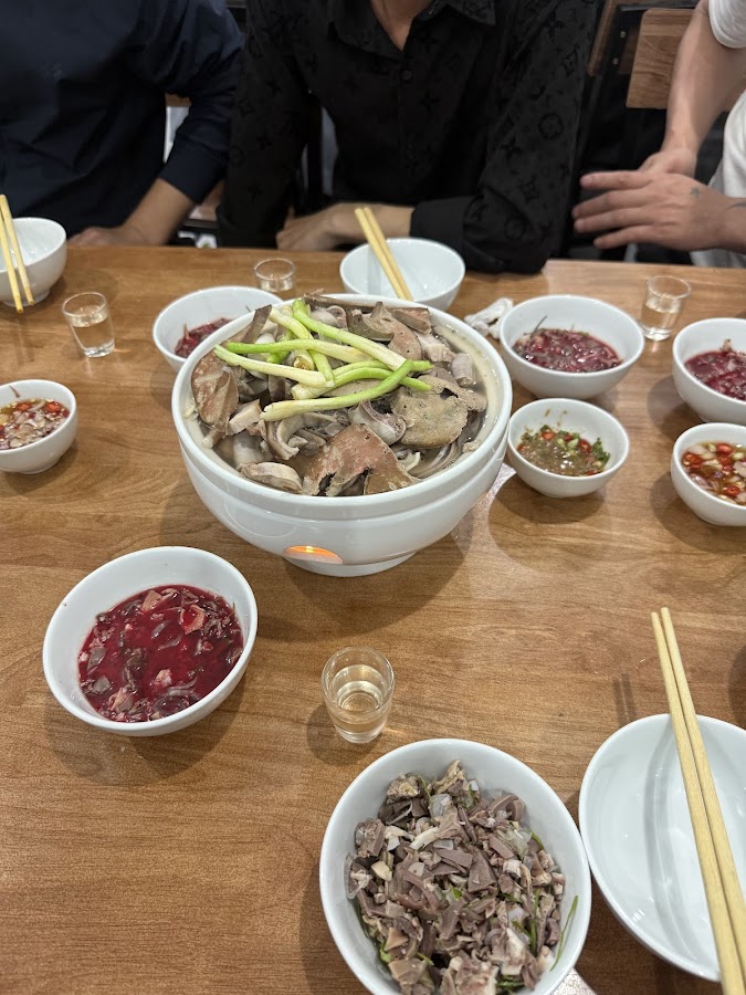 Quán Ăn Đêm Thành Luân