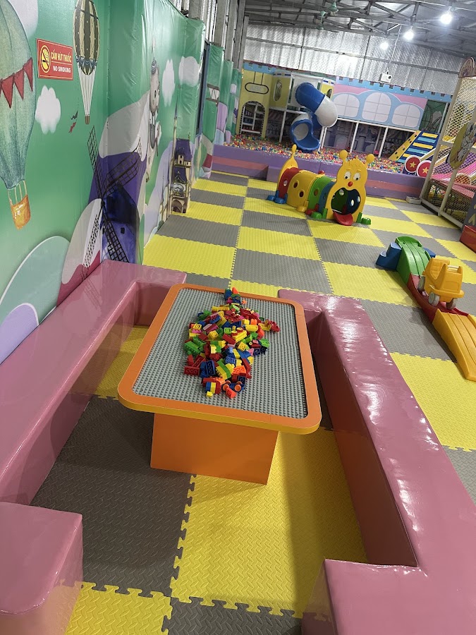 Khu vui chơi Heo Bay