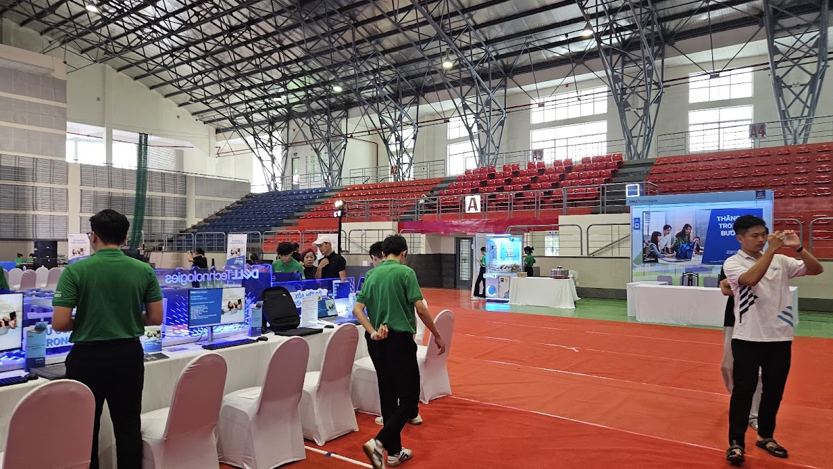 Nhà học TDTT Đại Học Bách Khoa