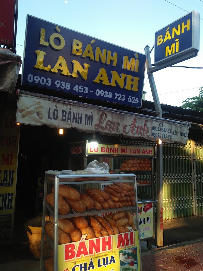 Lò Bánh Mì Mình Hiển