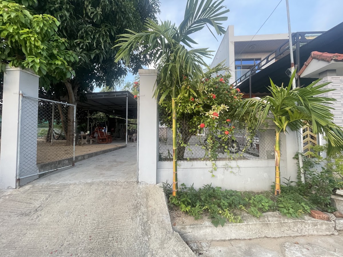 Nhà San Phấn