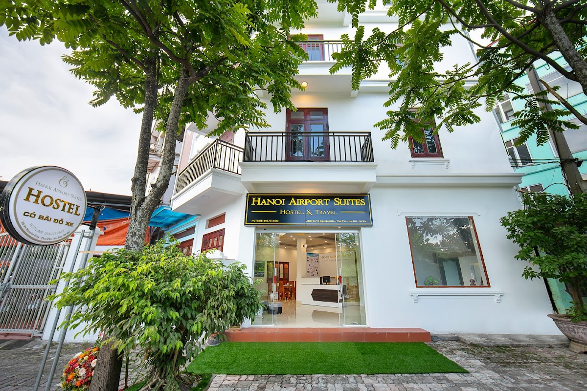 Hanoi Airport Suites Hostel & Travel