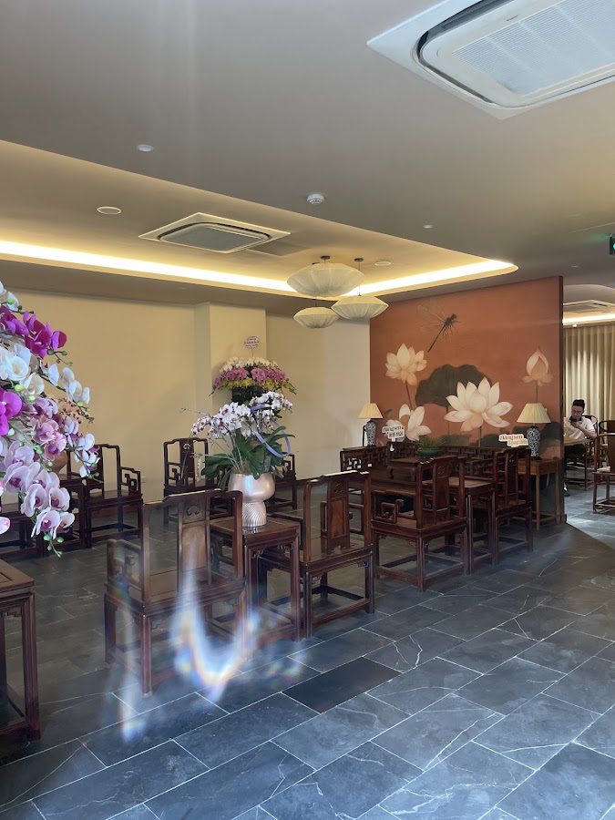Massage Nàng Sen Long Biên