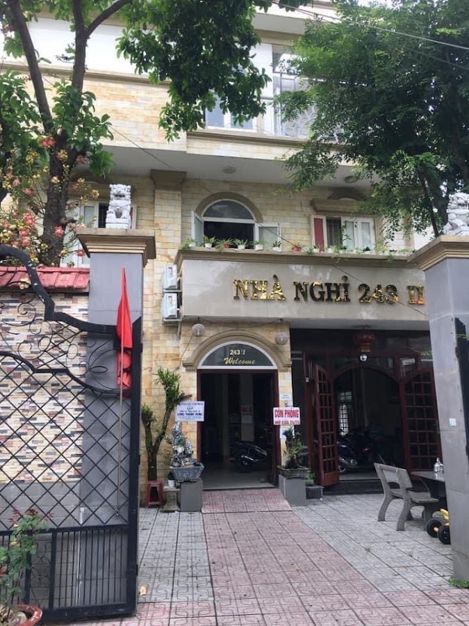 HOTELS 243