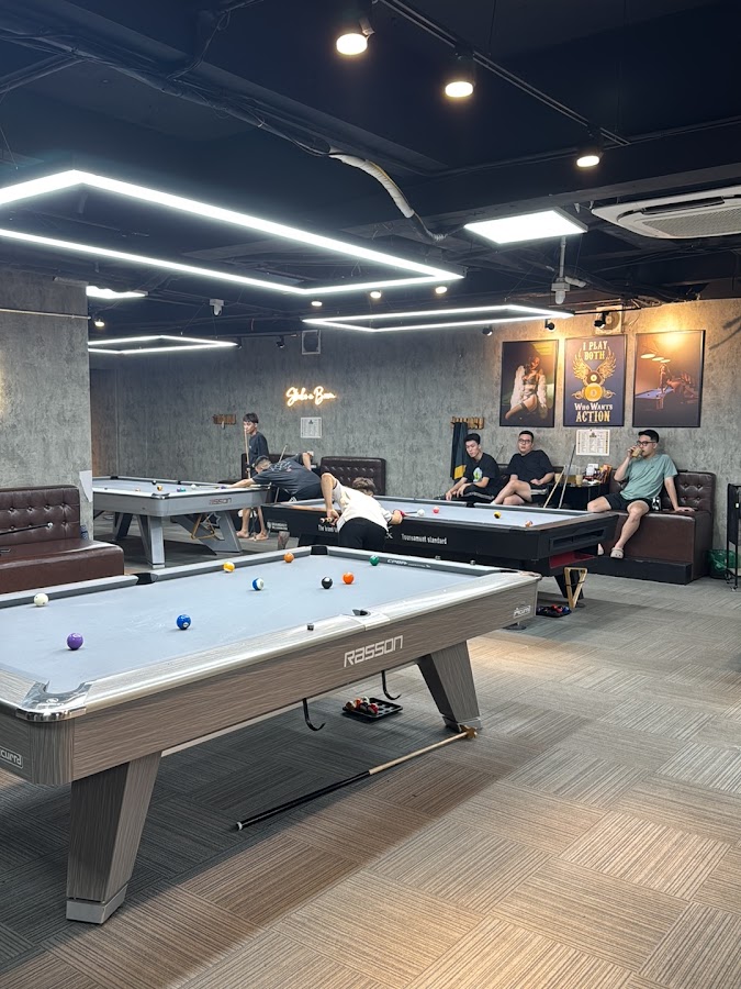 Boom Billiards
