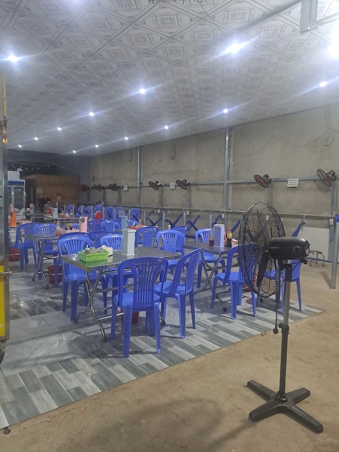 Quán Cơm Cô Thảo