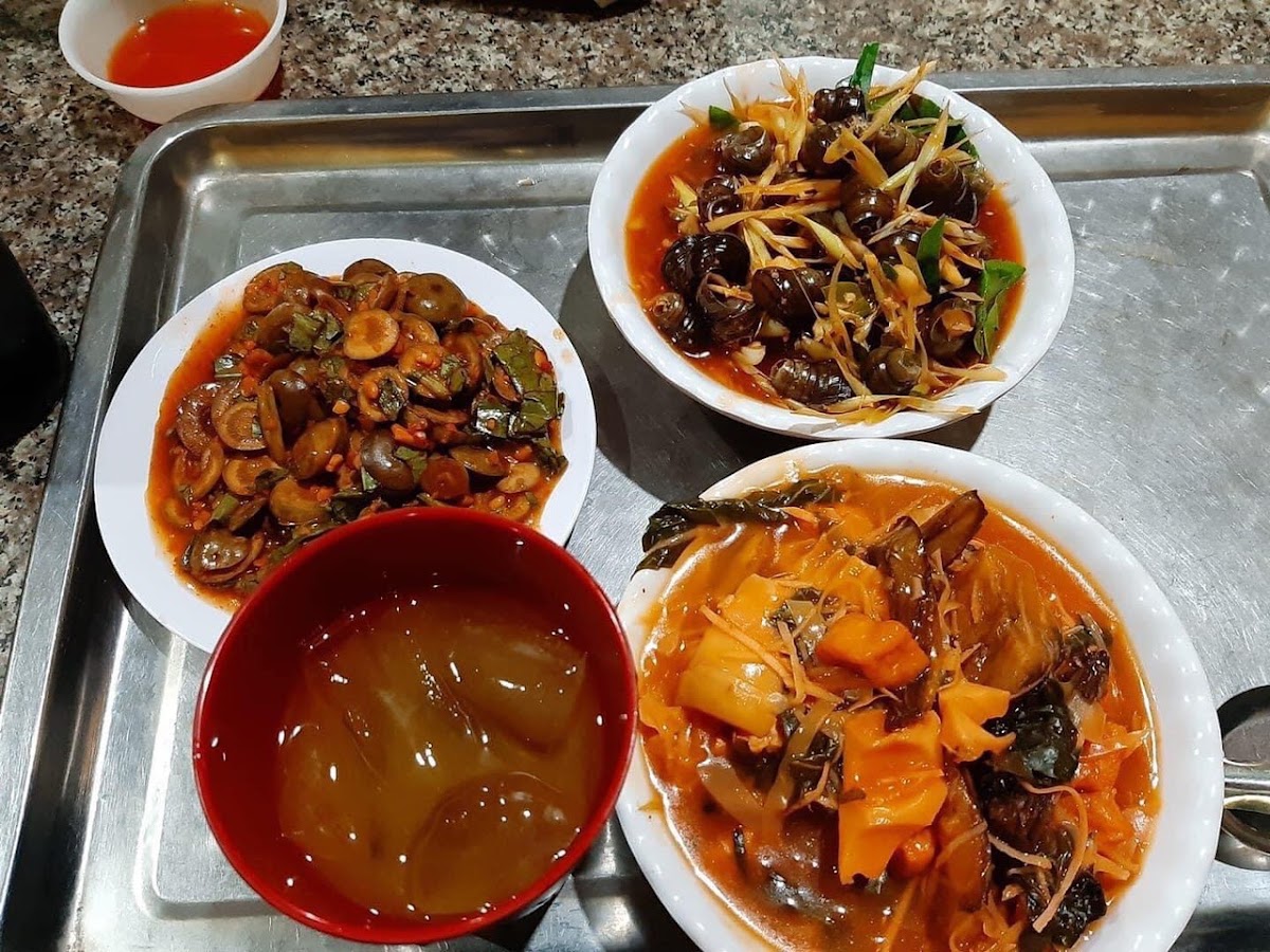 QUÁN ỐC TRƯỜNG NHUNG