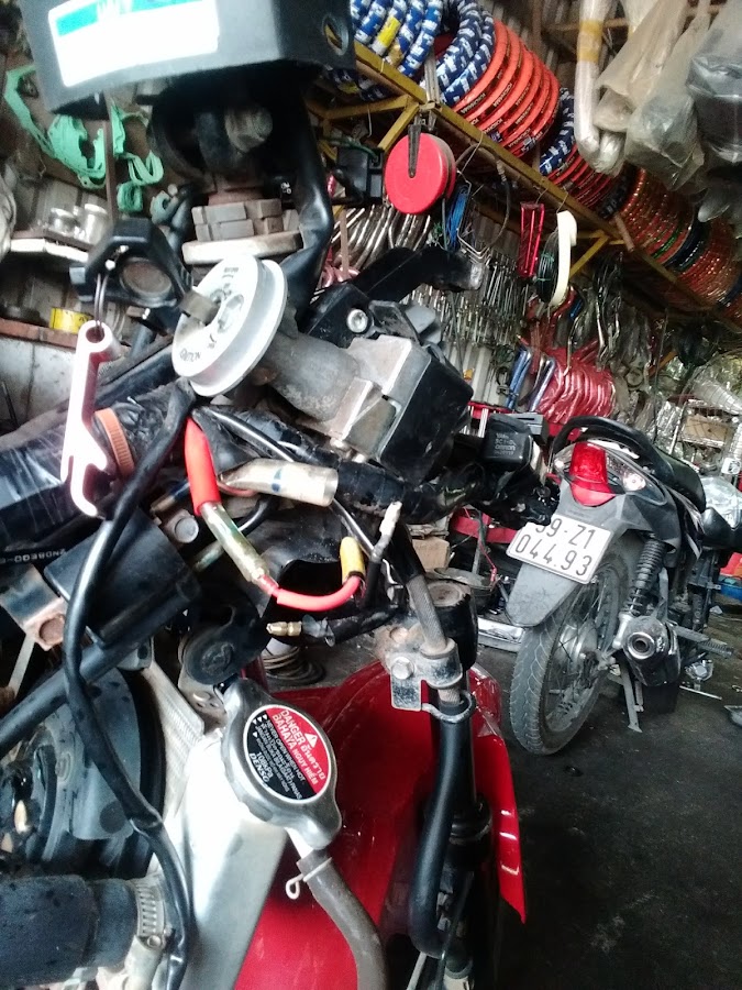 Tiệm sửa xe Duy Bằng