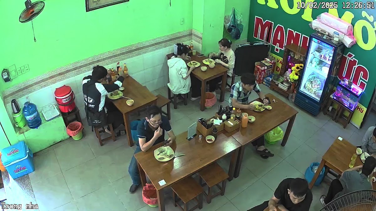 Cơm Gà Xối Mỡ Mạnh Đức