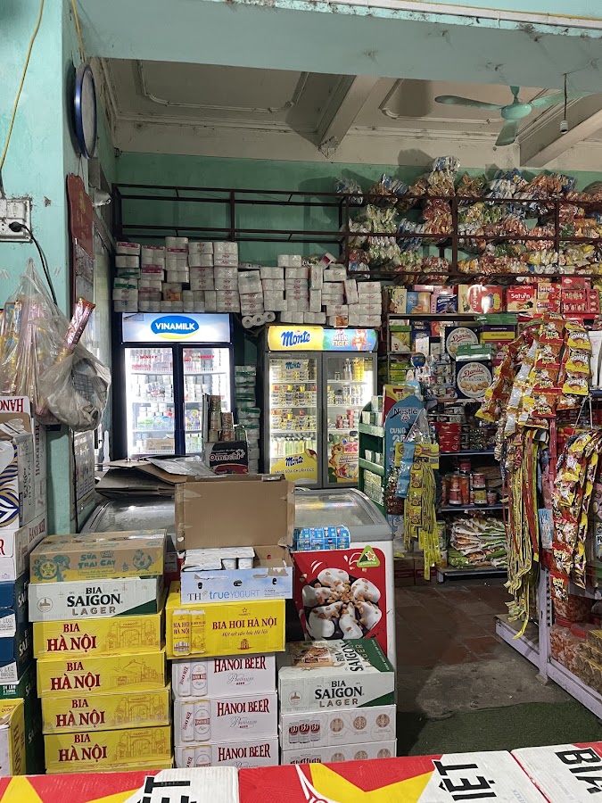 Cửa Hàng Tạp Hóa Thành Mai
