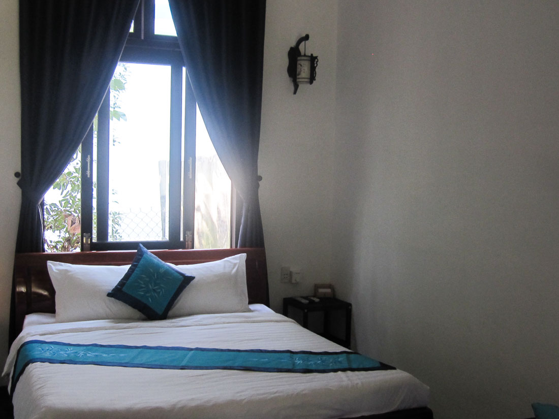An Bang Sunrise Beach Bungalow