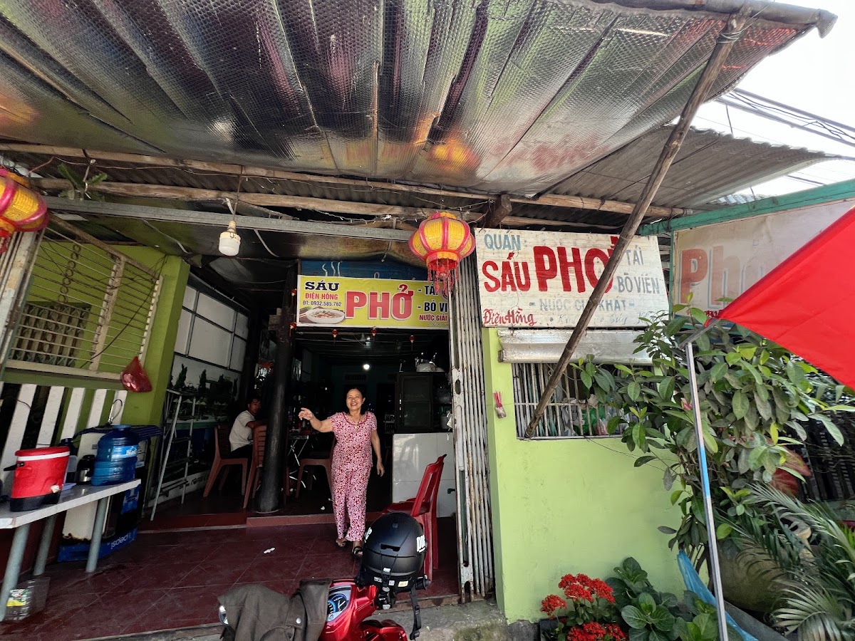 Quán Sáu Phở