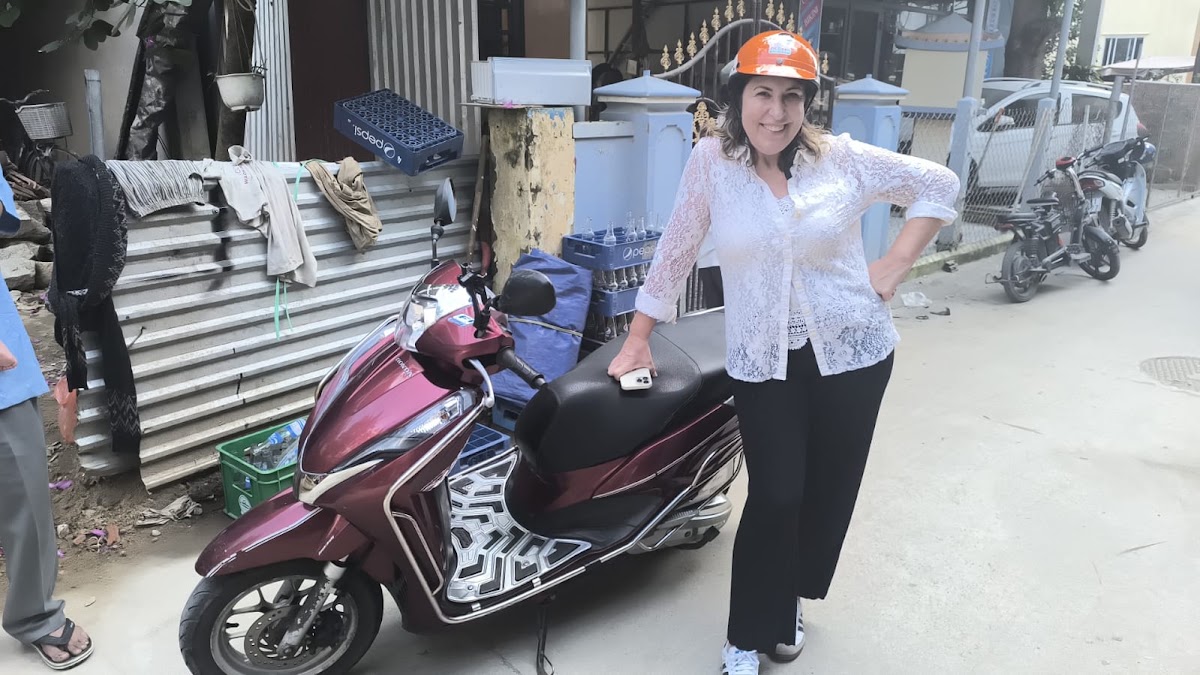 David Tuan Motorbike For Rent